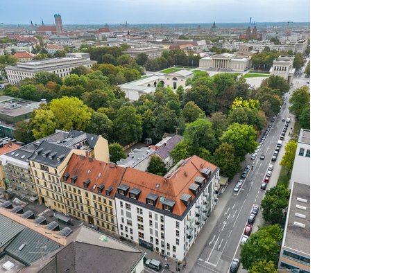 Ihr neues Zuhause in Bestlage direkt am Königsplatz! Stylische 3-4 Zimmer-Wohnung mit 3 Balkonen