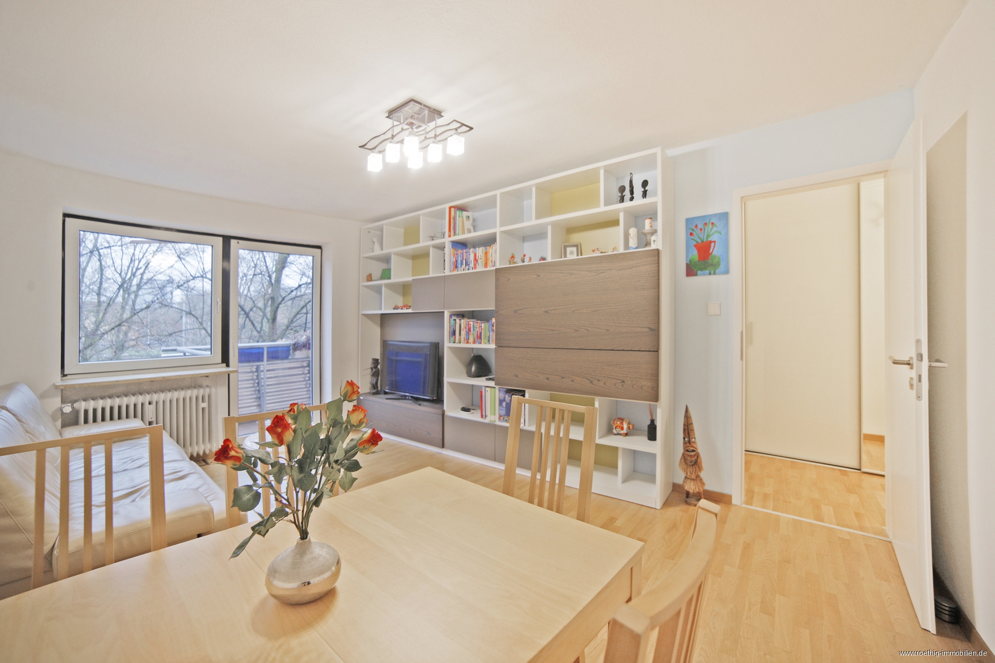 Gepflegte 3-Zimmer-Wohnung Mit Balkon, Blick Ins Grüne Und Guter ...